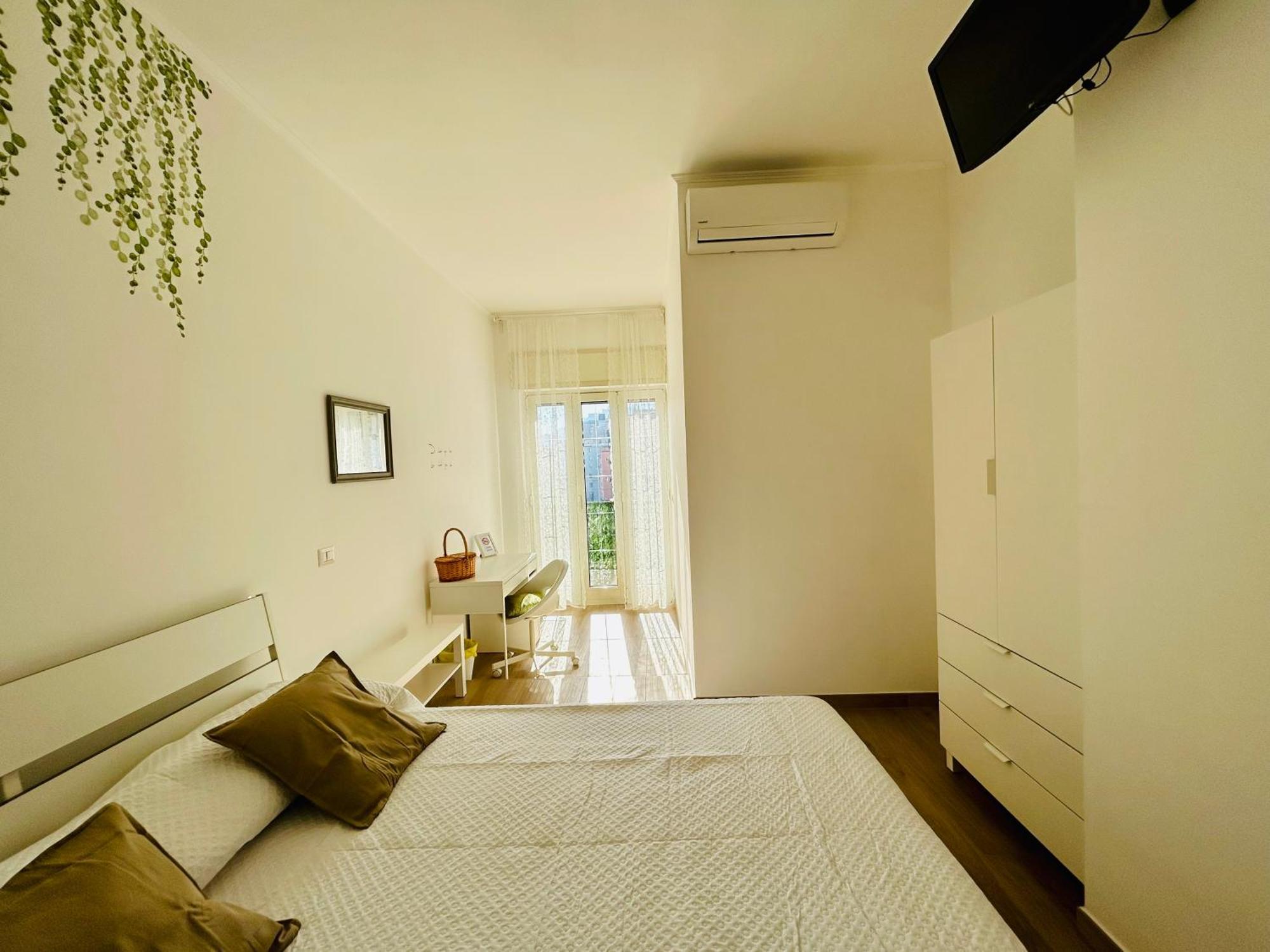 Vivina_081 Hotel Naples Luaran gambar